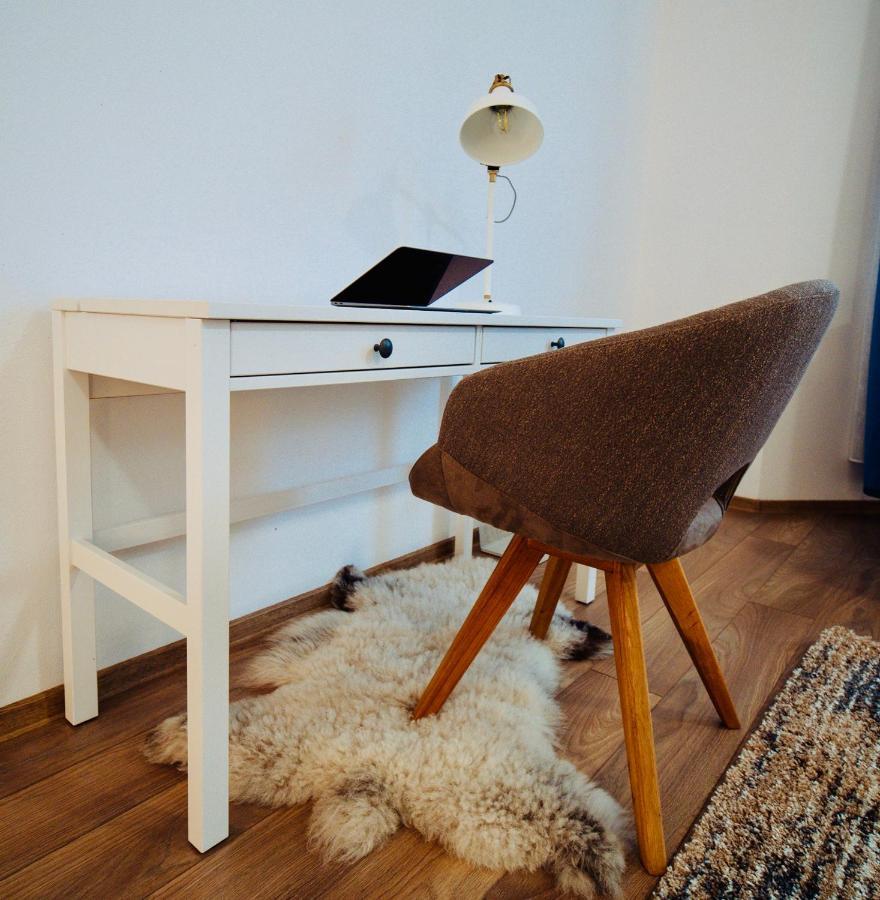 Zakarias Apartments Миеркуря Чук Екстериор снимка
