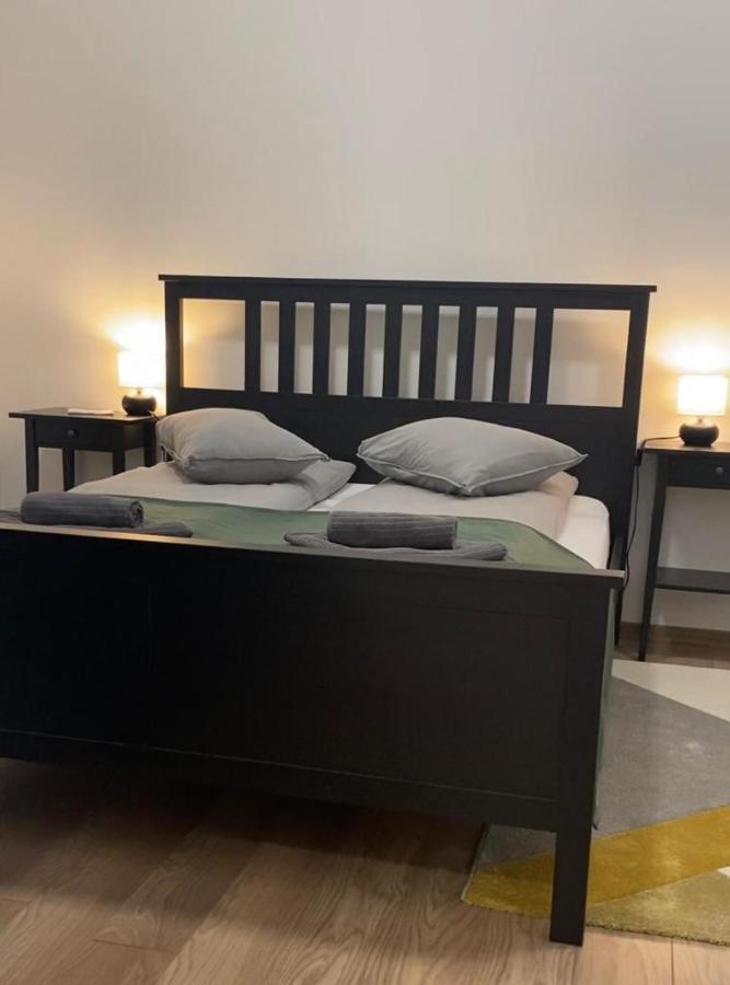 Zakarias Apartments Миеркуря Чук Екстериор снимка
