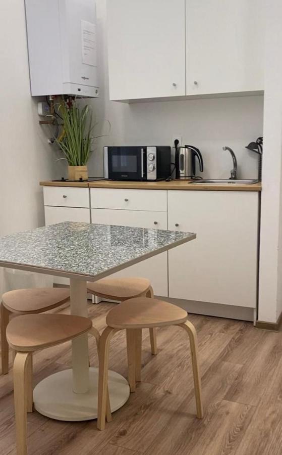 Zakarias Apartments Миеркуря Чук Екстериор снимка