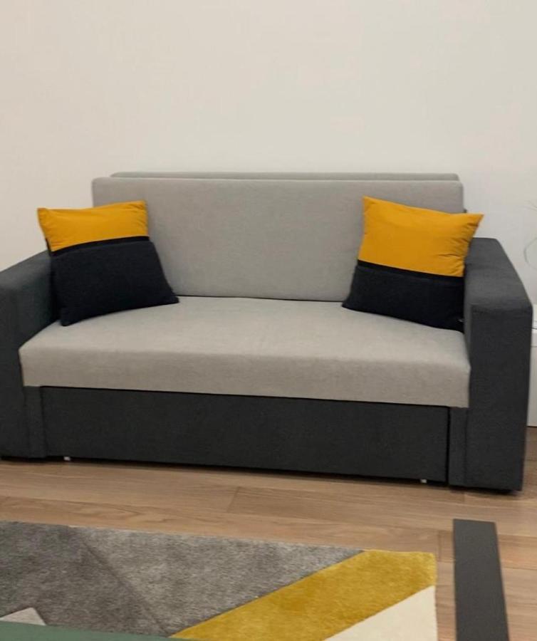 Zakarias Apartments Миеркуря Чук Екстериор снимка